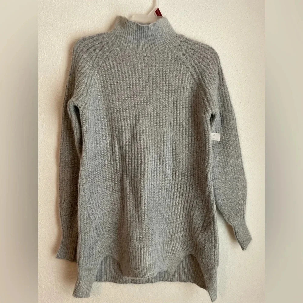 Dip Womens grey turtle neck sweater asymmetrical front acrylicwool blend size XS